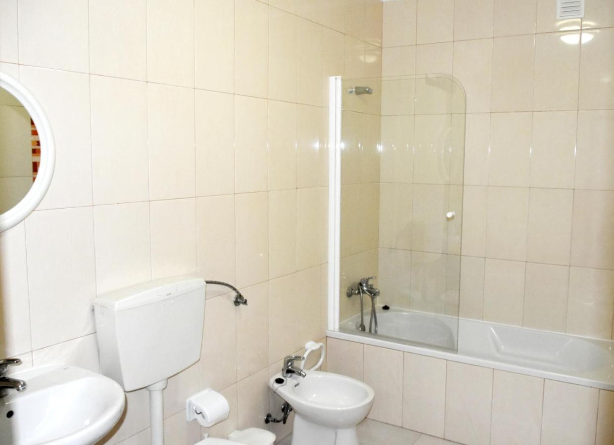 Apartamentos Encosta Do Mar Albufeira Luaran gambar